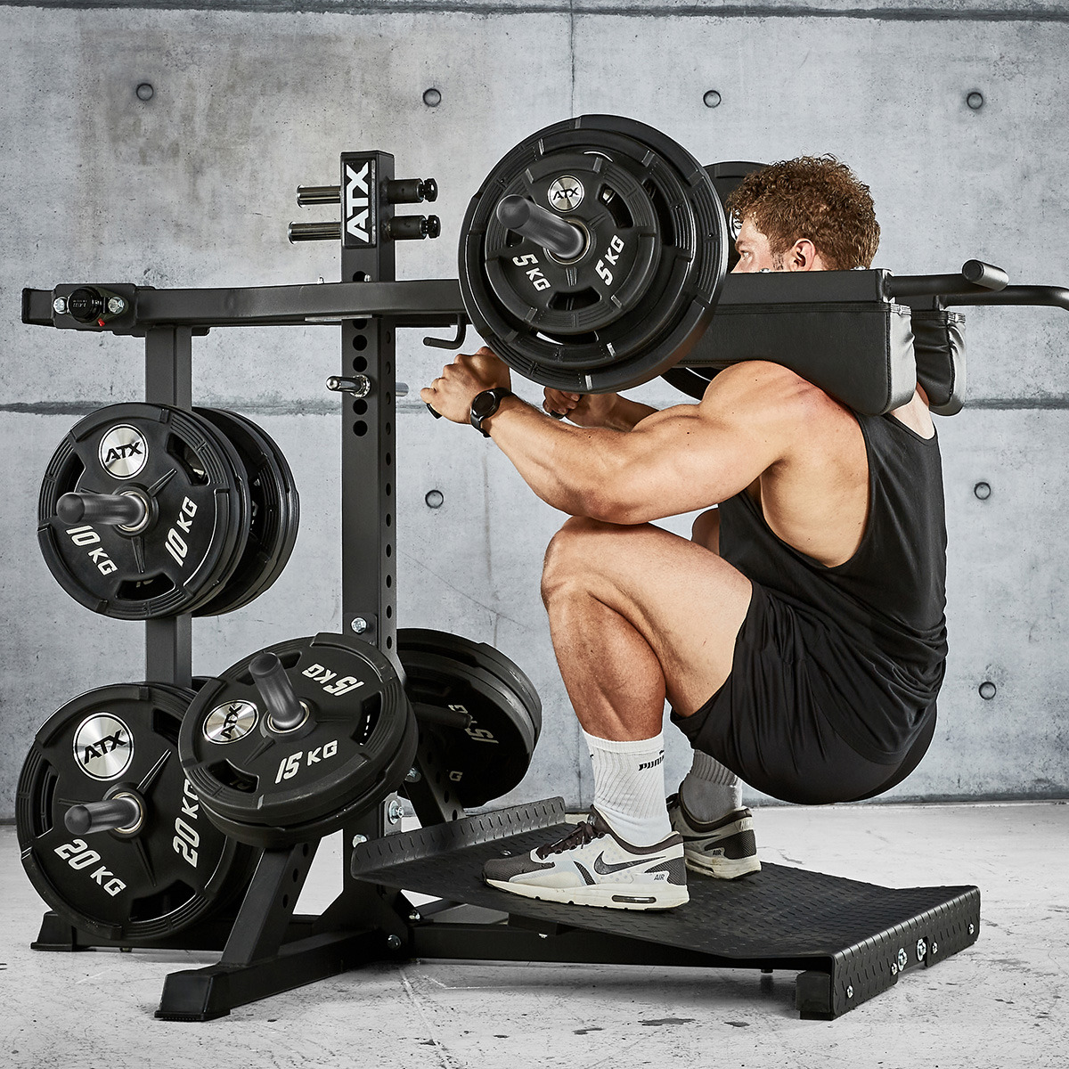 ATX Squat Machine / Viking Press SQM-700